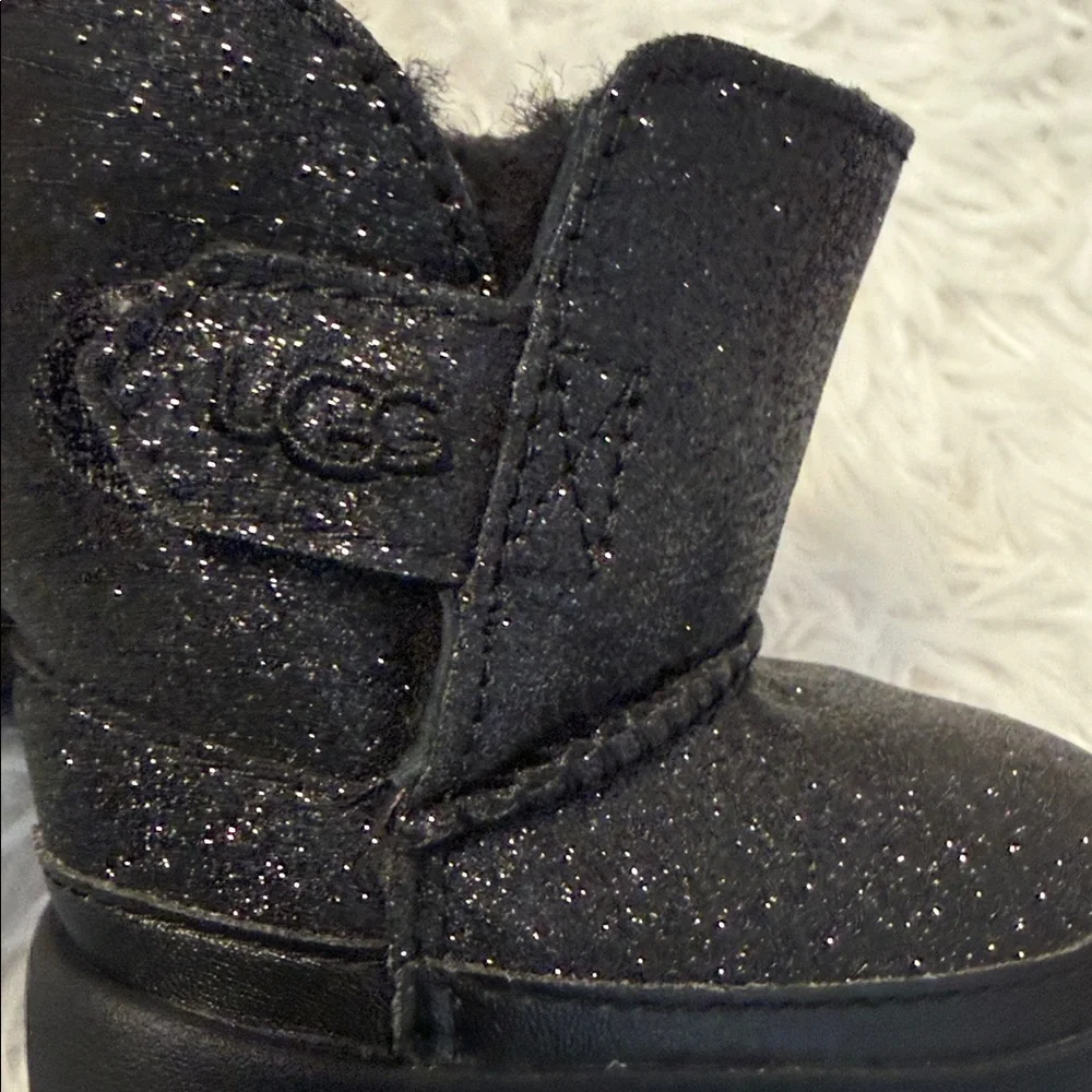 UGG Keelan Black Glitter Winter Boots Baby Girl Size 2/3